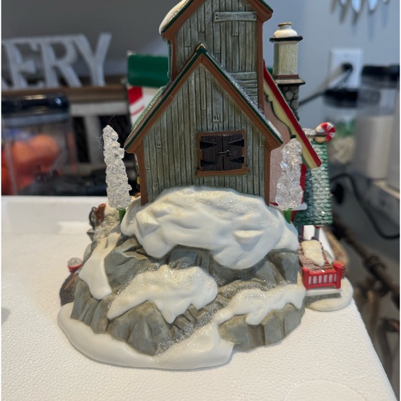 Sweet rock candy village North Pole series - Picture 2 of 5